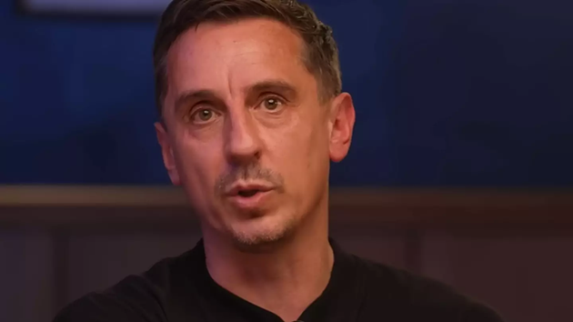 Gary Neville chọn huyền thoại Brazil bị lãng quên là “cầu thủ hay nhất tôi từng đối đầu”