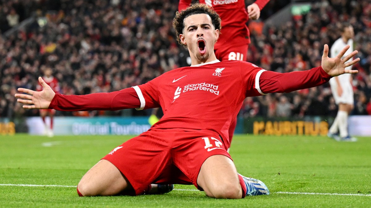 “Gravenberch 2.0” sẵn sàng bước lên ở Liverpool
