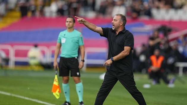 Hansi Flick: “Pha ăn mừng không nhắm vào ai, đó là cảm xúc của tôi”