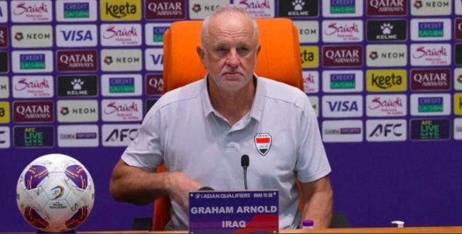 HLV Graham Arnold tố AFC thiên vị Ả Rập Xê Út