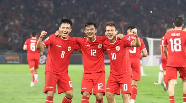 HLV Kluivert bất ngờ loại Asnawi và Arhan trước trận gặp Trung Quốc