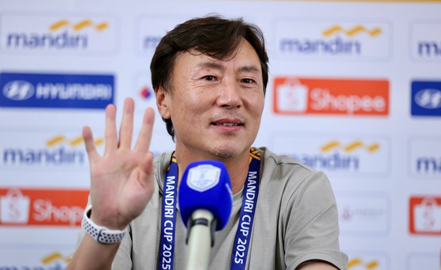 HLV U23 Lào không ngạc nhiên về trận thua Việt Nam