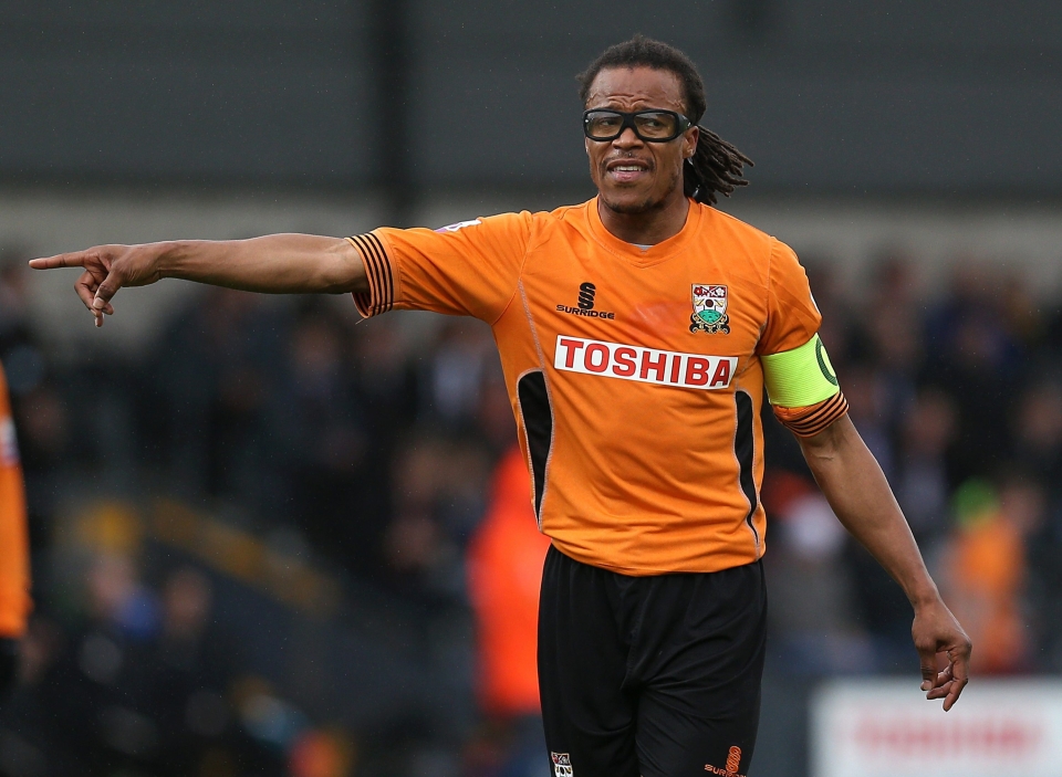 Huyền thoại Edgar Davids tại Barnet: Chương kỳ lạ nhất sự nghiệp Pitbull