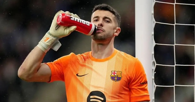 Joan Garcia cứu hơn 5 bàn thua mười mươi cho Barca