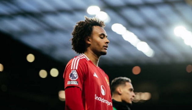 Joshua Zirkzee tìm đường rời khỏi Man Utd trong tháng 1
