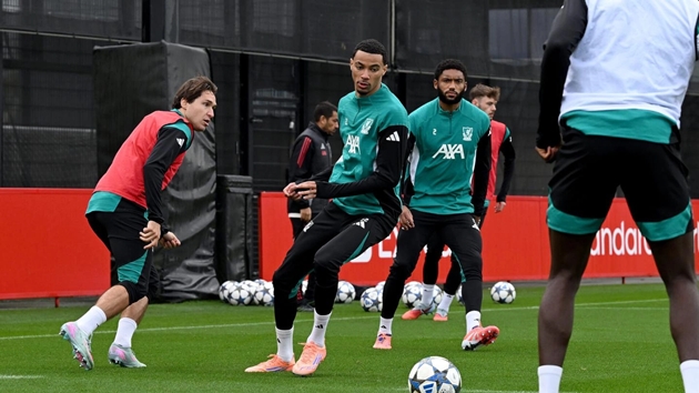 Liverpool đấu Frankfurt: Arne Slot thay máu đội hình, đặt niềm tin vào Ekitike