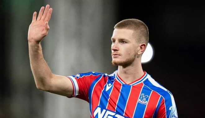 Liverpool tăm tia Adam Wharton phòng hờ Gravenberch ra đi