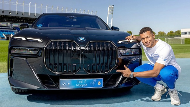 Mbappe “bó tay” với chiếc BMW mới được Real Madrid tặng vì lý do khó tin
