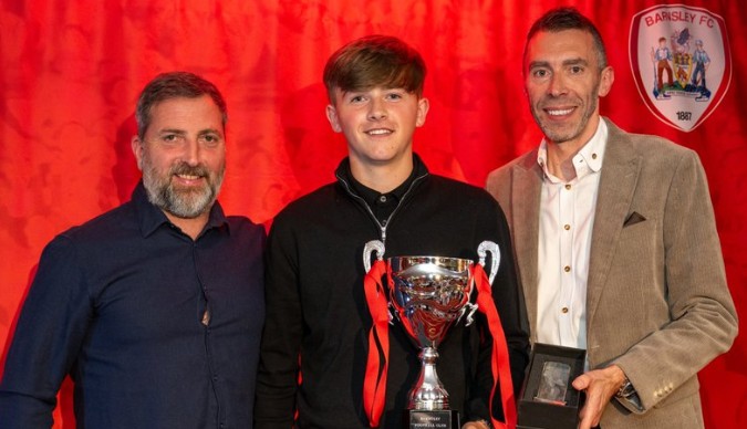 Newcastle sắp chiêu mộ thần đồng Josh Kenchington