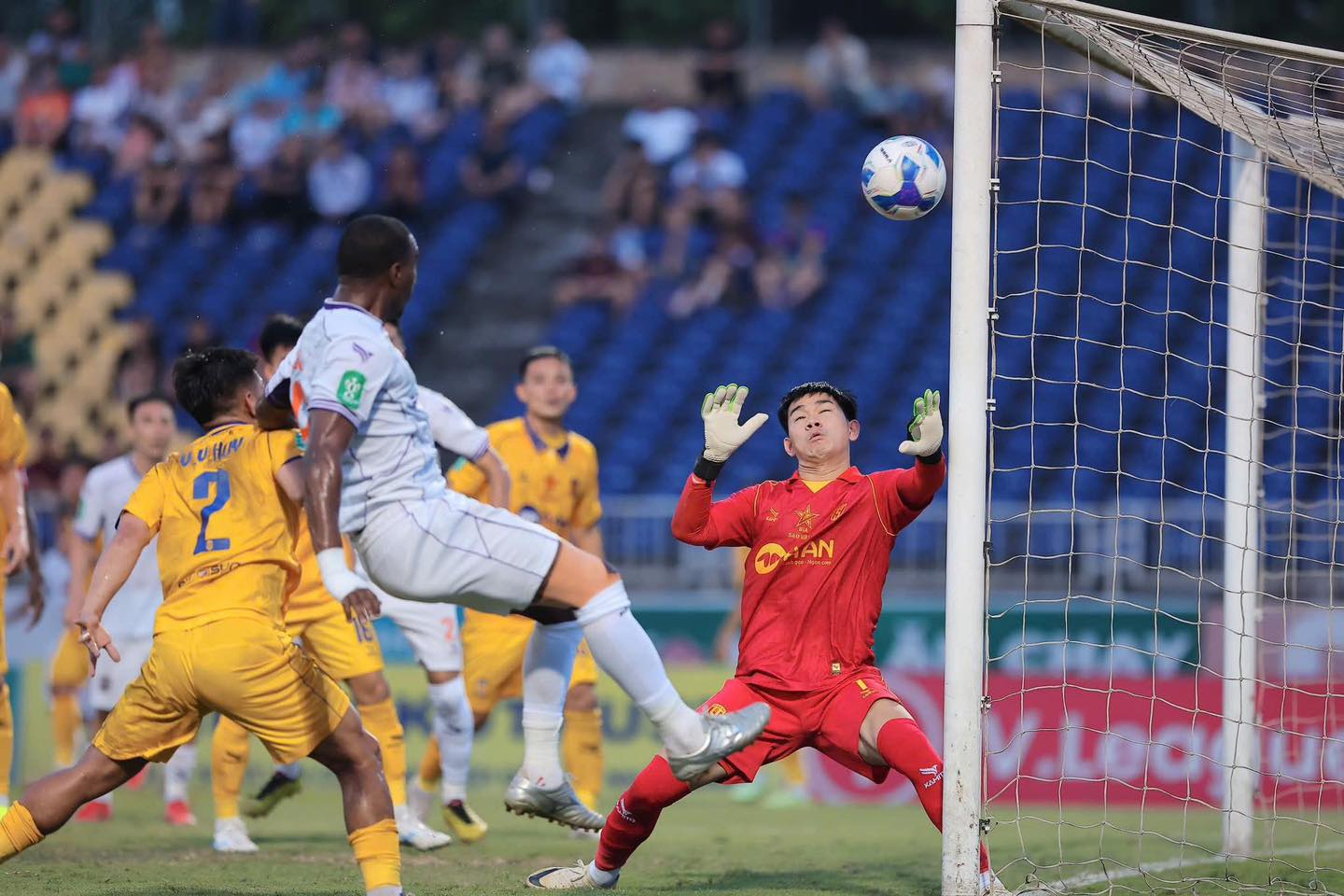 Olaha chói sáng, SLNA thắng nghẹt thở Bình Dương để vào chung kết Cúp quốc gia