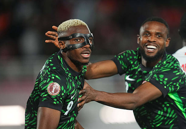 Osimhen lập cú đúp, Nigeria thắng đậm Mozambique 4-0