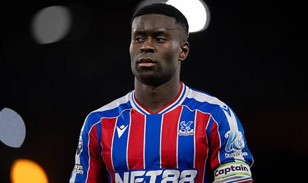 Palace chấp nhận bán Guehi nếu Man City chi đậm