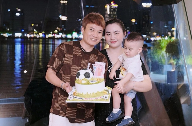 Rời Bình Phước, “Ronaldo Việt Nam” tìm niềm vui bên tổ ấm nhỏ