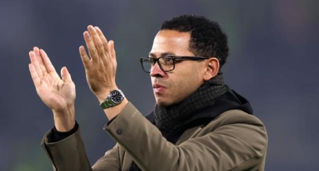 Romano: Liam Rosenior đến London, chuẩn bị dẫn dắt Chelsea