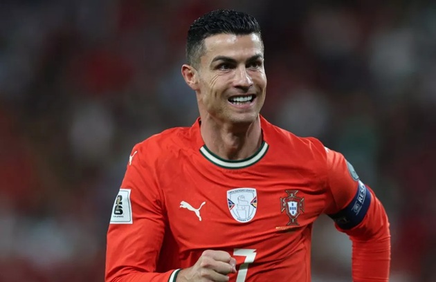 Ronaldo bật mí thói quen ngủ giúp kéo dài sự nghiệp ở tuổi 40
