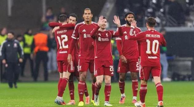 Roy Keane chỉ ra nỗi lo lớn nhất của Liverpool trong cuộc đua vô địch