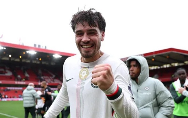 Shearer khen Guiu là số 9 đúng nghĩa, tạo khác biệt cho Chelsea