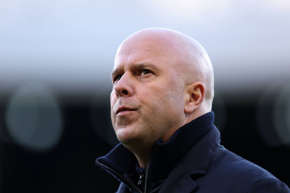 Slot tuyên bố Liverpool không mua người dù thiếu trung vệ