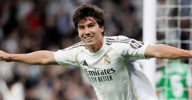 Soi trận Atletico Madrid vs Real Madrid: Alonso đấu trí Simeone tại đất Ả Rập