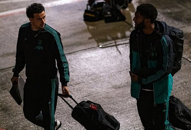 Sự cố kỹ thuật khiến Liverpool trễ chuyến bay sang Đức dự Champions League