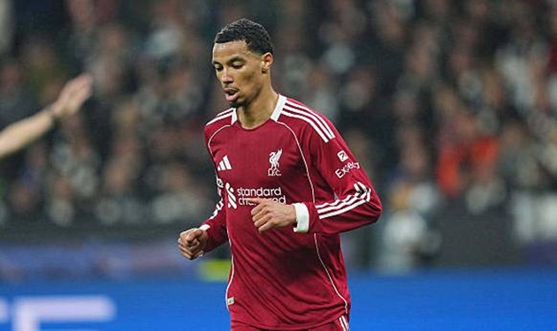 Sút tung lưới Frankfurt, Ekitike tiết lộ lý do không ăn mừng