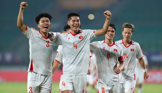 Thắng Lào, U23 Việt Nam vẫn chưa khiến HLV Kim Sang-sik tự tin