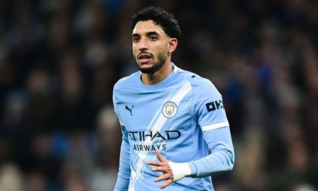 Tottenham nên hy sinh Udogie để đổi lấy Marmoush