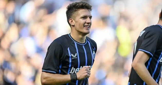 Tottenham nhắm Christos Tzolis với giá kỷ lục