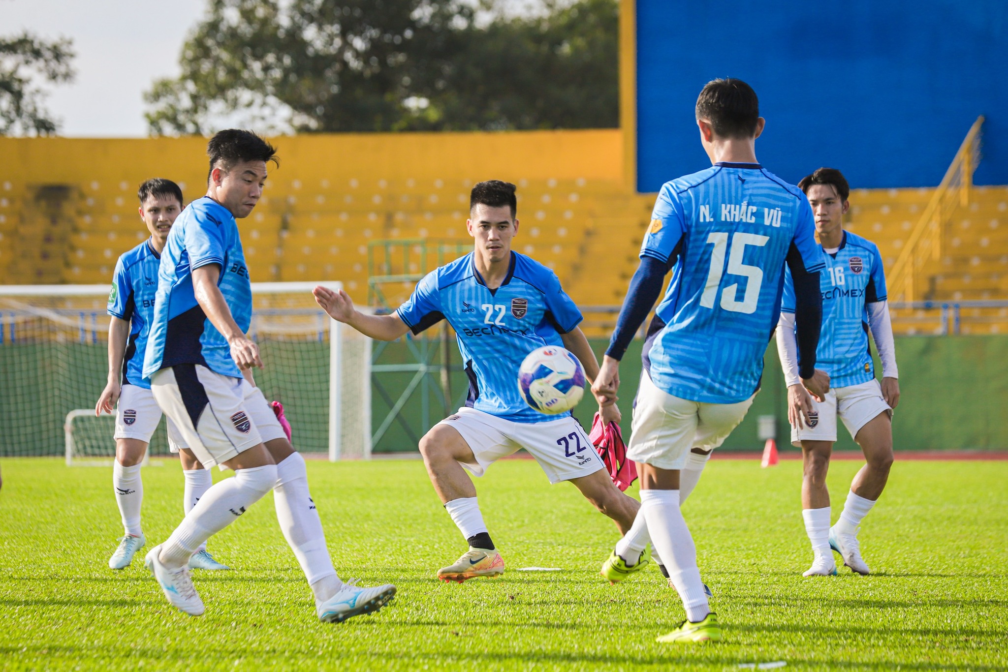 TP.HCM có đến 6 CLB thi đấu ở V-League và Hạng Nhất