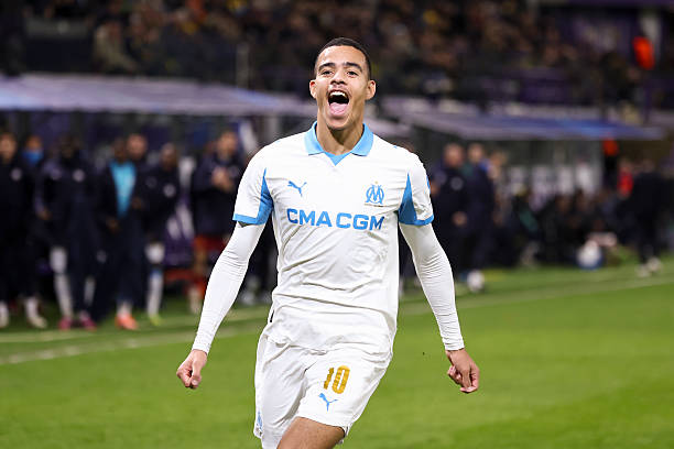 Từ Greenwood đến Rashford, Barcelona giáng “cú đấm đôi” xuống Man Utd