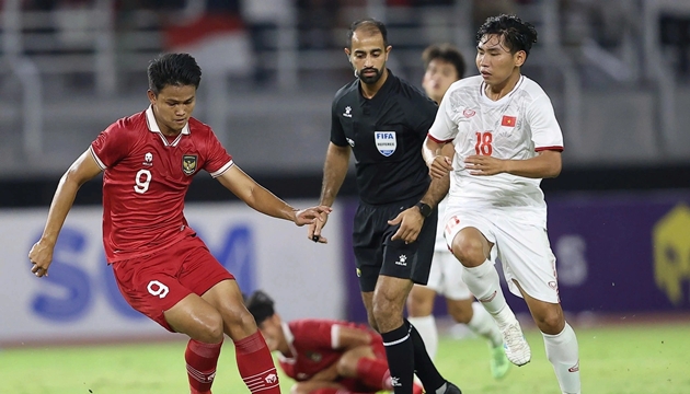 U23 Indonesia mang “vũ khí Hà Lan”, HLV Vanenburg tuyên chiến U23 Việt Nam