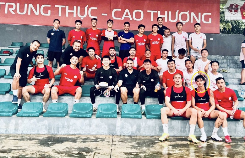 Viettel thử việc tiền vệ Việt kiều Damian Vũ Thành