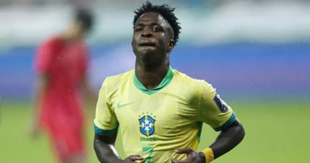 Vinicius bị kiện vì tiệc sinh nhật gây ồn ào ở Brazil