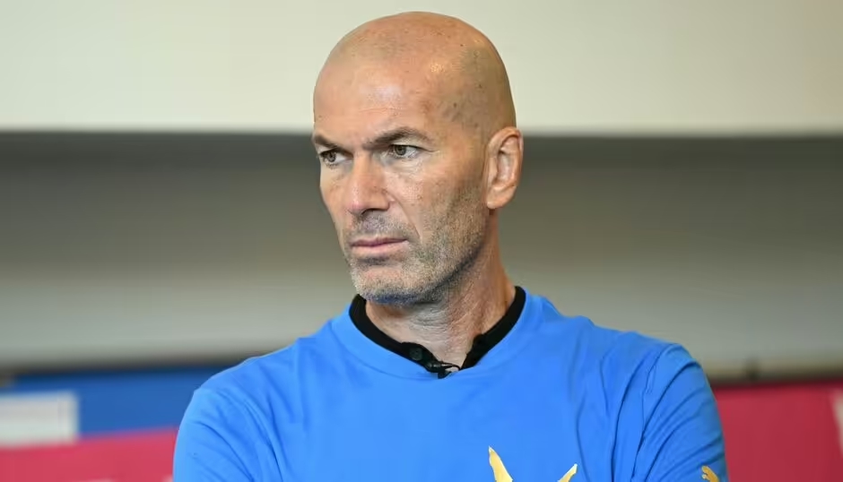 Zinedine Zidane đặt điều kiện ngặt nghèo để tới Man United