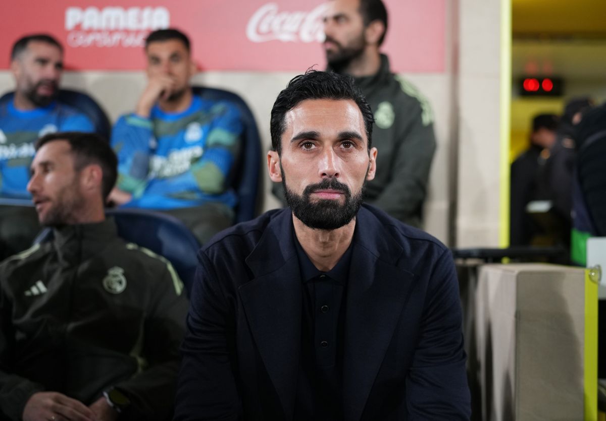 Arbeloa bị cầu thủ Real can thiệp chuyên môn