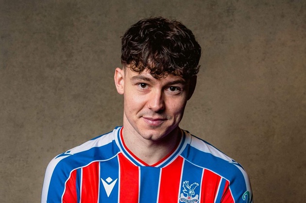 CHÍNH THỨC: Palace phá kỷ lục CLB đón Jorgen Strand Larsen