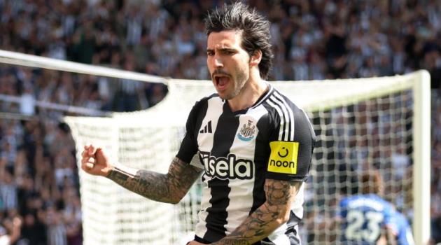 Danny Simpson giục MU nổ bom tấn Tonali