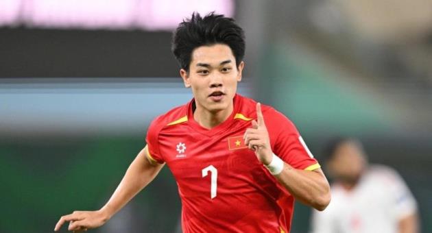 Điểm tin bóng đá Việt Nam 31/1: Đình Bắc được vinh danh; Trung Kiên tăng giá gấp 4 lần