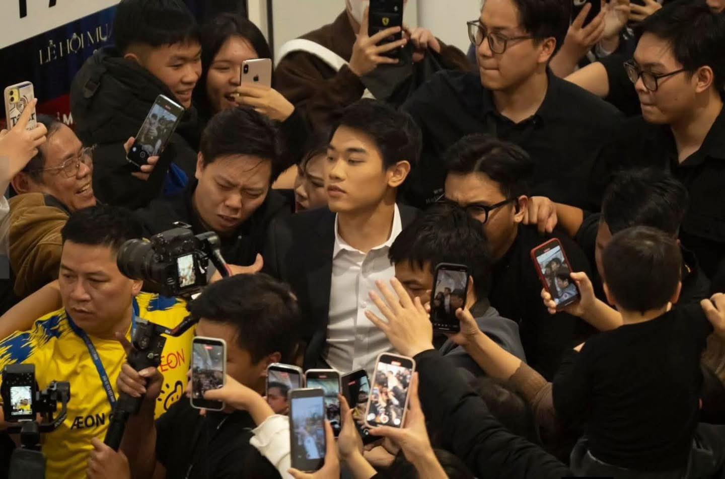 Đình Bắc và bài học về cái giá của sự nổi tiếng