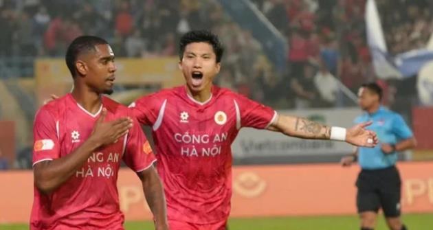 Đoàn Văn Hậu gửi thông điệp đặc biệt sau ngày trở lại