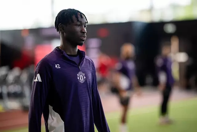 Man Utd đẩy Sekou Kone sang đội bóng cùng chủ sở hữu