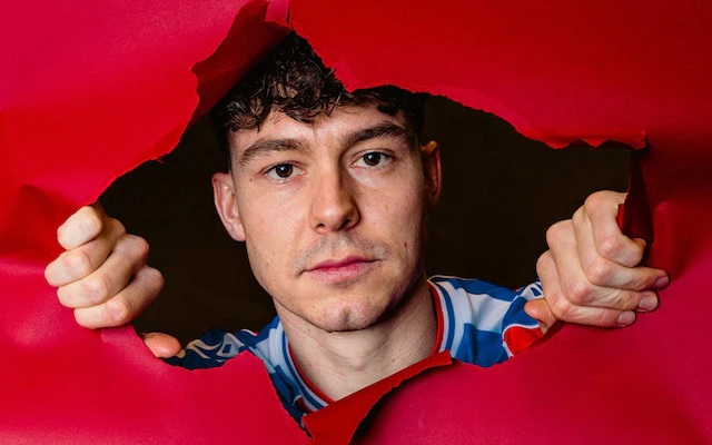 Ngoại hạng Anh vẫn chi đậm dù Big 4 án binh bất động