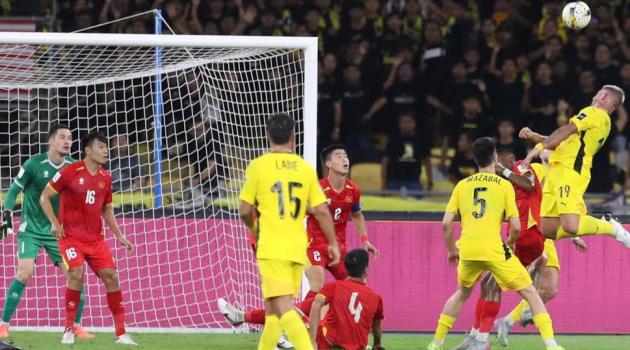 Quyết định của FIFA đẩy tuyển Việt Nam vào thế khó