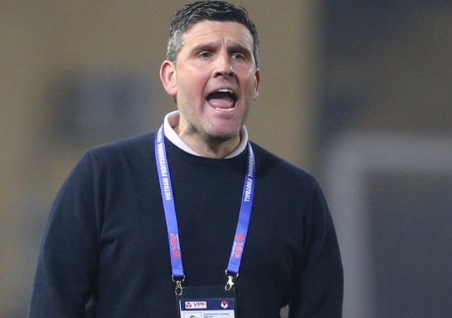 VFF phạt nặng HLV Ninh Bình sau phát ngôn về trọng tài ngoại