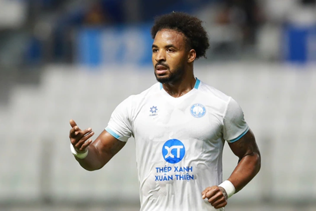 Xuân Son lập cú đúp khiến báo Malaysia e ngại